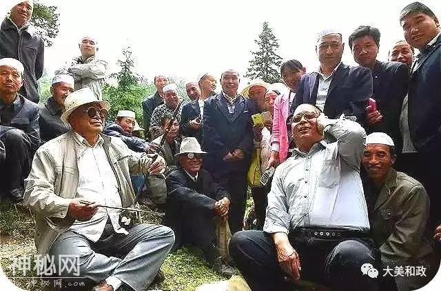 临夏州和政县松鸣岩花儿会：中国花儿传承基地-8.jpg