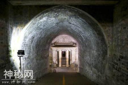 孙殿英盗慈禧墓，和1945年清东陵大盗案相比，简直是小巫见大巫-3.jpg