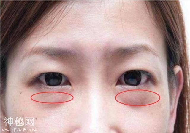 女人肾不好，身体会出现这3个变化，再怎么化妆也没用-2.jpg