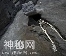 庞贝考古新发现显示人类逃离火山喷发时的情况-1.jpg