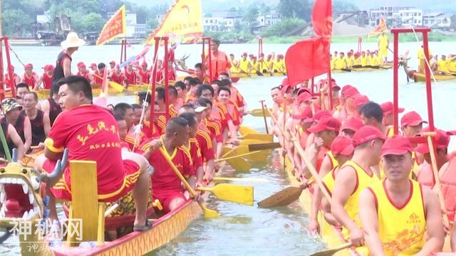 邵阳：年轻人辞职回乡赛龙舟 蔡佘团村龙的传人传承百年风俗-11.jpg