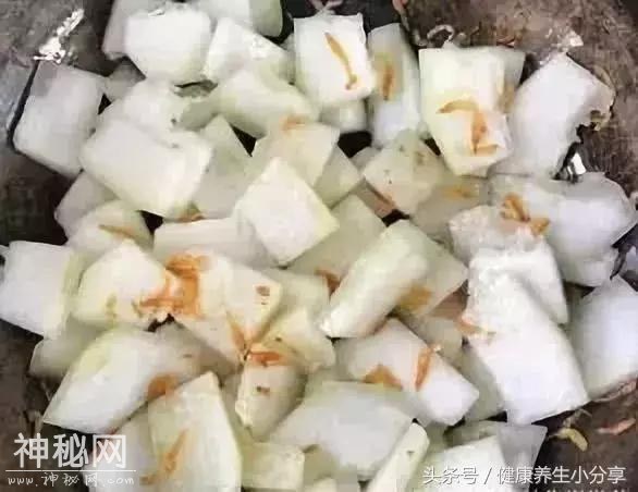 夏天多吃这种瓜，好处多多，清淡又鲜美，上桌就秒光-5.jpg
