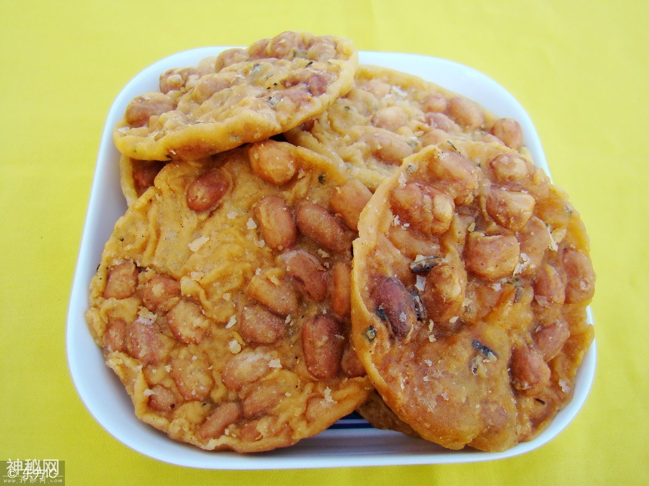 寻味中国：江西遂川特色传统小吃——香酥可口的豆饼-3.jpg