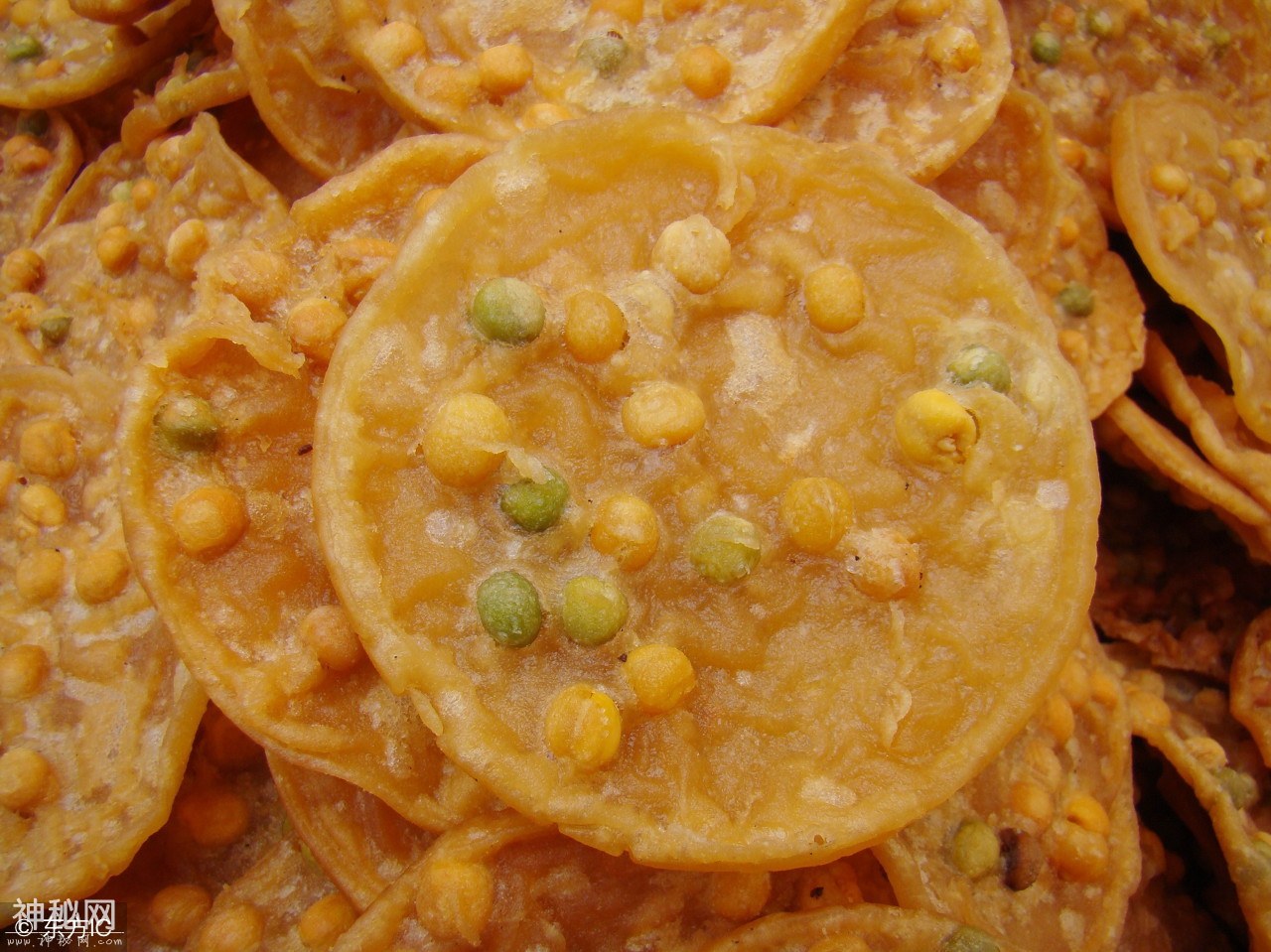 寻味中国：江西遂川特色传统小吃——香酥可口的豆饼-6.jpg
