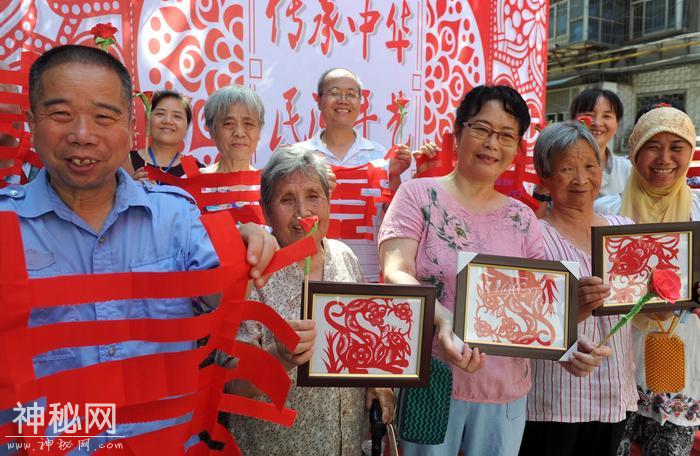 社区办传统民俗班-1.jpg