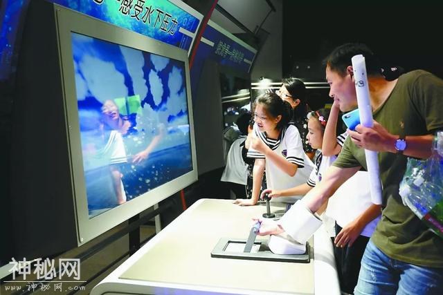 “创新决胜未来”科普展：感受40年科技发展脉搏-2.jpg