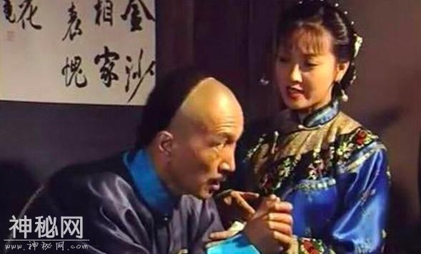 考古专家挖开了刘罗锅的墓地，掀开棺材后大惊失色：野史不可信啊-2.jpg