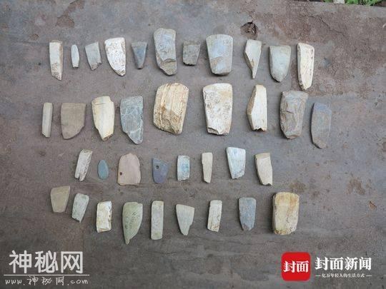 西昌六旬老人30年捐500余件文物 有距今千年的大理国陶罐-1.jpg