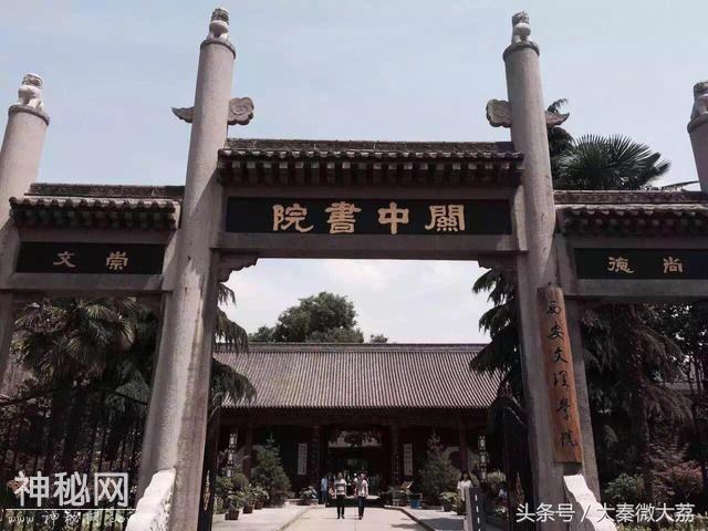 小楷抄写《白鹿原》，奇人王红武，说不尽的传奇故事-2.jpg
