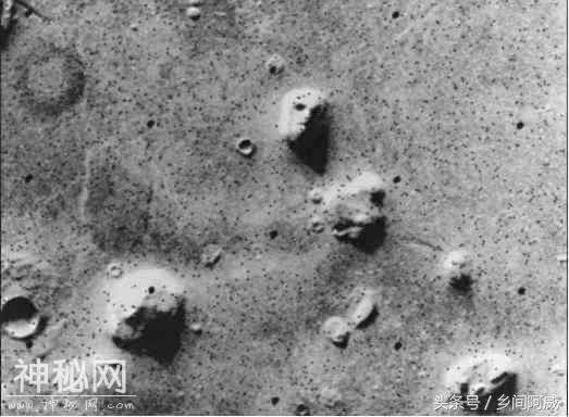 火星上再次出现人类使用的东西，可能有生命存在-2.jpg