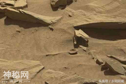 火星上再次出现人类使用的东西，可能有生命存在-1.jpg