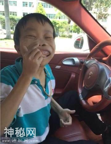 七大网红现状，有人病重垂危，有人坠楼身亡，他却惨遭封杀了！-7.jpg