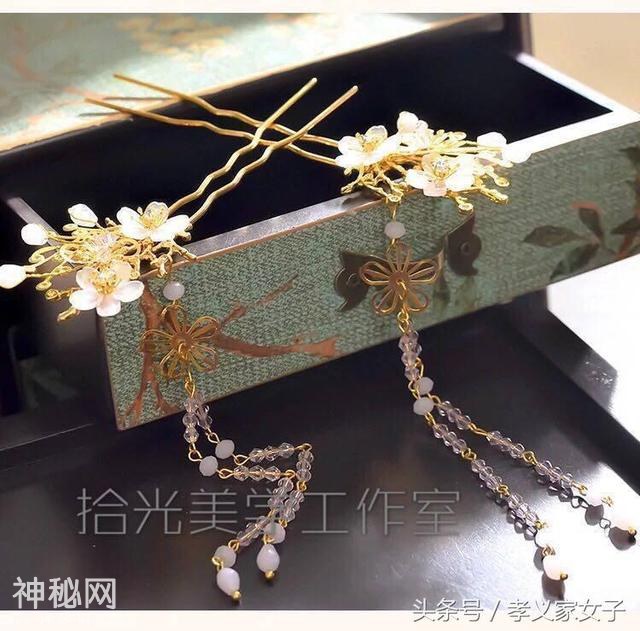 孝义新娘看过来哦，拾光美学工作室新款秀禾头饰-4.jpg
