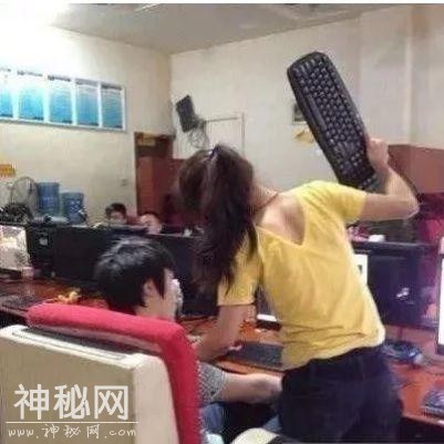 在这个星球上，唯一能克制喵星人的大杀器就是~-1.jpg