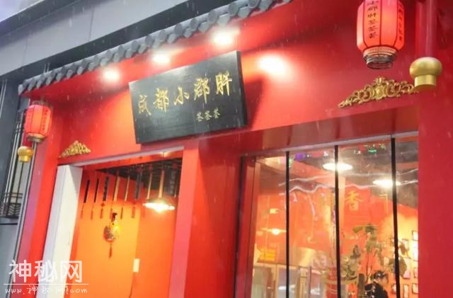 为了吃上这口正宗串串，他们竟从成都“拐”回来一个美女！-2.jpg
