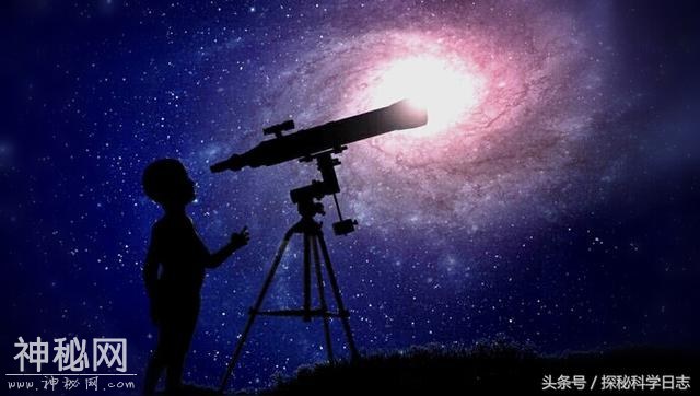 科学家疑似在人类手背发现了“宇宙”，宇宙或许是一个生命体？-2.jpg