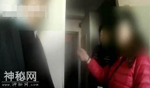 奇葩诈骗团伙成员产纠纷，求助民警调解！金堂又现奇葩小偷喝红酒-5.jpg