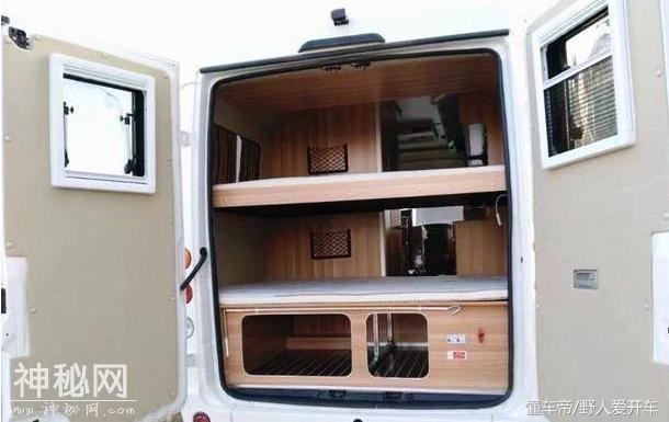 五菱也忍不住要插足房车，推出了15.8万的B型房车，你会选吗-6.jpg