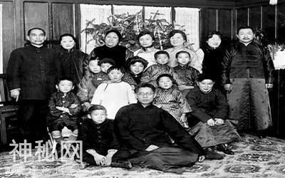宋氏家族其实不姓“宋”，为何选择改姓，隐藏着宋耀如缜密思维-2.jpg