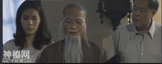 一部泰国搞笑恐怖片 一部你没有看过的“恐怖片”-5.jpg