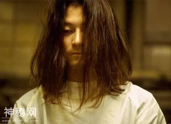 《午夜凶铃》已经上映20年，这几部高分日式恐怖片同样值得一看！-15.jpg