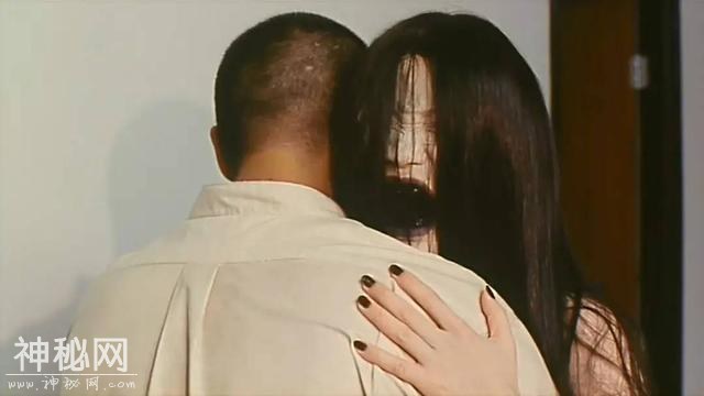 《午夜凶铃》已经上映20年，这几部高分日式恐怖片同样值得一看！-16.jpg