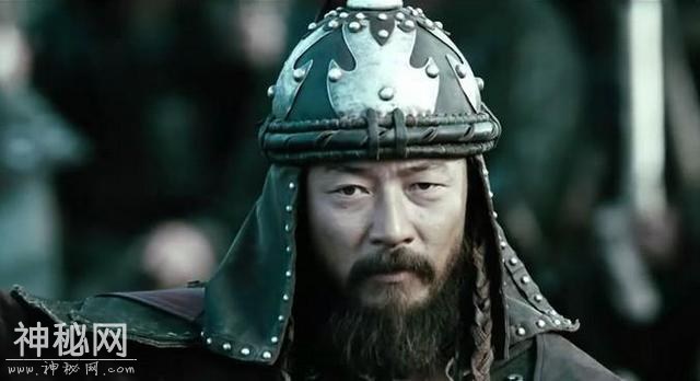 中亚挖出一块石头，考古专家感慨道：石头的主人比成吉思汗还凶悍-3.jpg