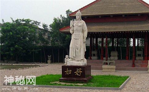 三千年古墓中隐藏神秘女子，考古专家说：古代四大美女都不及于她-4.jpg