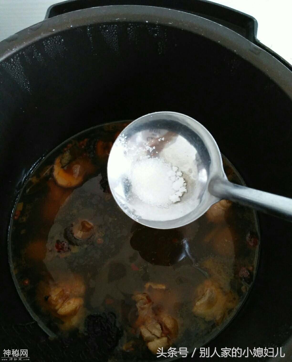 做鸡汤，很简单，接招吧——香菇炖鸡-11.jpg