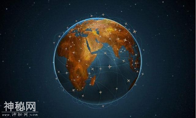 如果把一个人缩小到原子的量级，地球和宇宙分别多大？-1.jpg