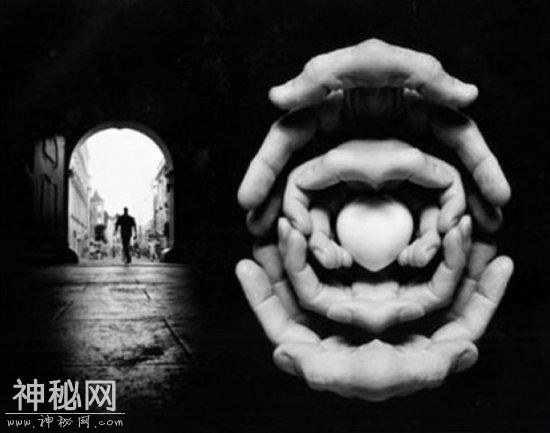 被禁播的十大灵异恐怖歌曲-9.jpg