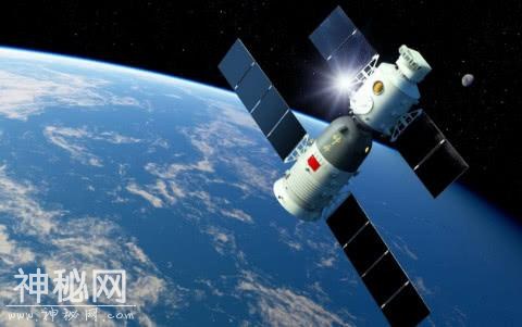 杨利伟在太空时，外星人曾去敲舱门？多年秘密终于被揭开-5.jpg