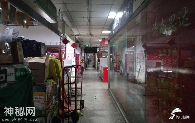 当年国庆熙熙攘攘，如今门可罗雀！济南科技市场着实有些荒凉-4.jpg