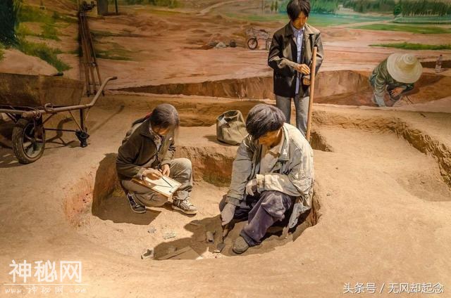 湖南发现700年古墓，墓主为一对夫妇，开棺瞬间女尸肚子突然变大-1.jpg