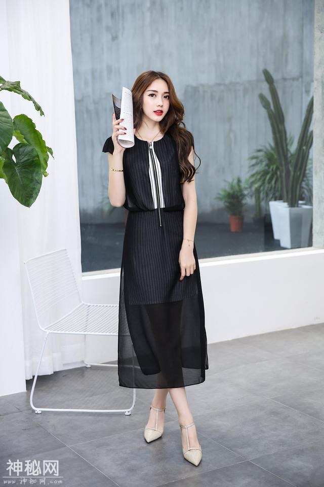 美女赏析黑色长裙美女-1.jpg