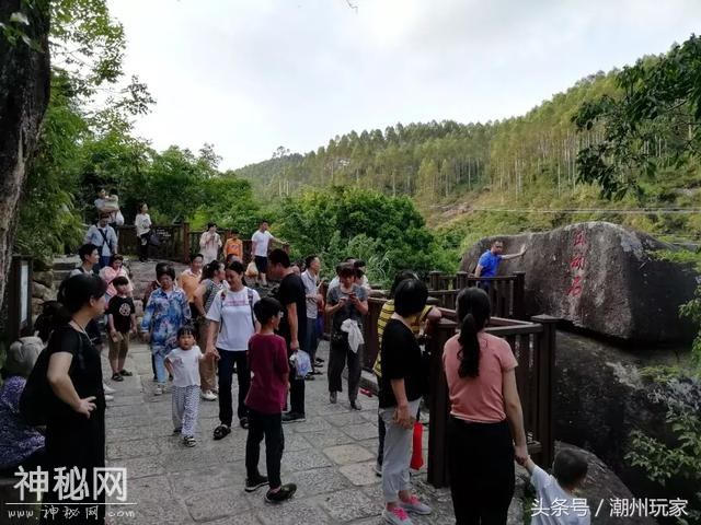 国庆必游景点 青岚地质公园人气爆棚-12.jpg