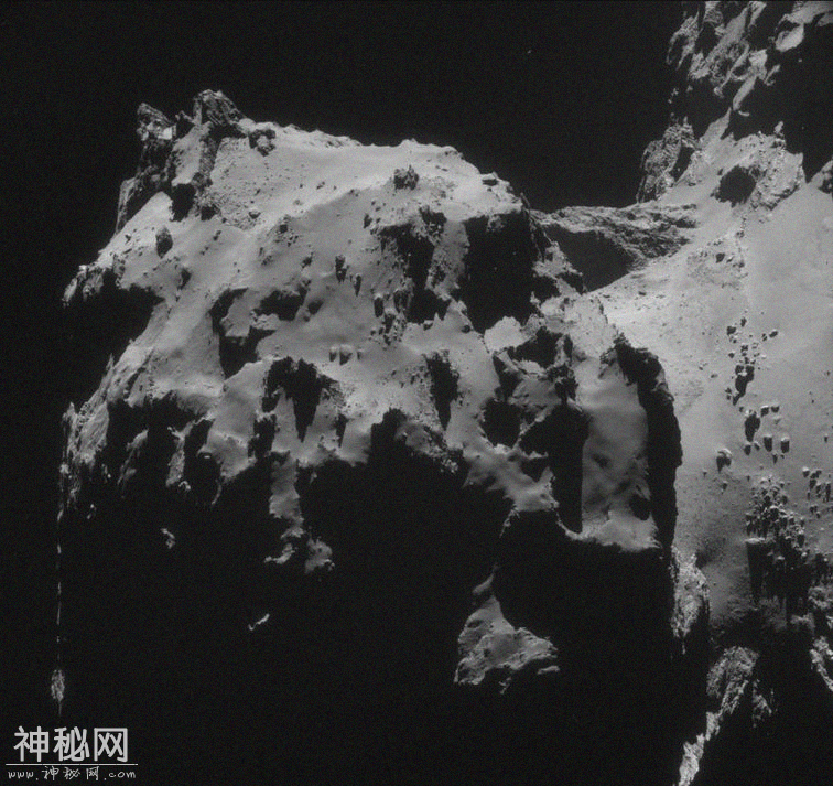 在距离地球4亿公里的星球上，飞船传回了难以置信的外太空世界-2.jpg