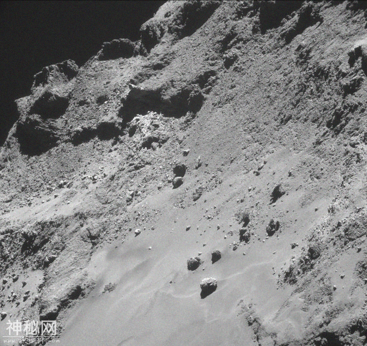 在距离地球4亿公里的星球上，飞船传回了难以置信的外太空世界-7.jpg
