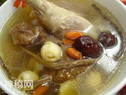 冬天鸡汤怎么做好喝 美味鸡汤的家常做法-1.jpg