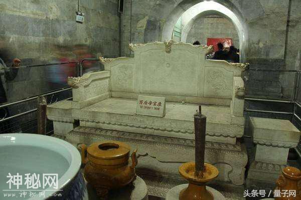 世界考古史上的一大灾难！郭沫若挖掘明定陵-1.jpg