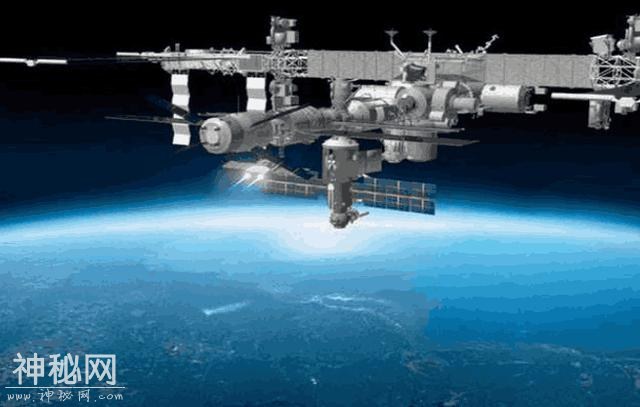 日本科技又火了？螺旋等离子发动机出现，太空垃圾碎片或有救了-3.jpg