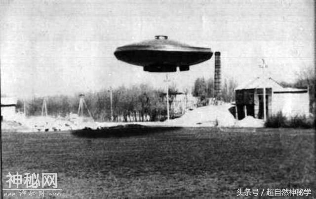扒一扒特斯拉飞碟，世界上第一个人造反重力飞行器-3.jpg