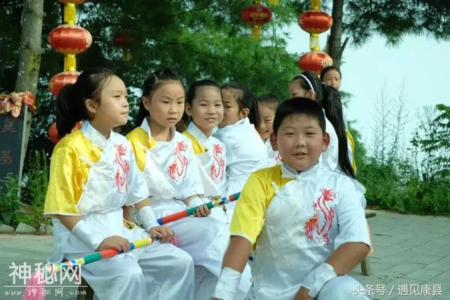 遇见民俗︱棒棒鞭-4.jpg