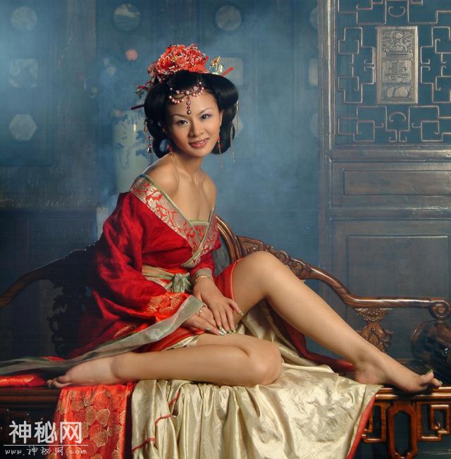 历史故事：重色误国-3.jpg