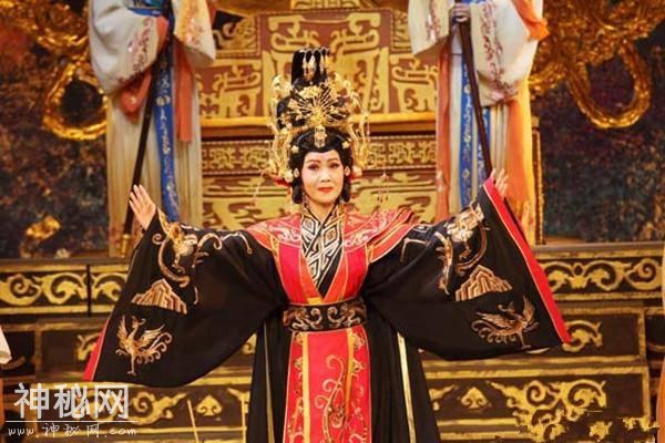 为什么中国人很少拍中国科幻片，美国人很少拍美国历史片-1.jpg