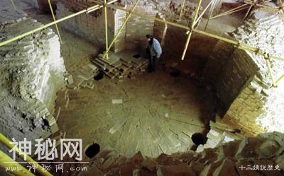 直击千年雷峰塔地宫发掘现场：有个让考古人员激动惊喜的大发现-3.jpg