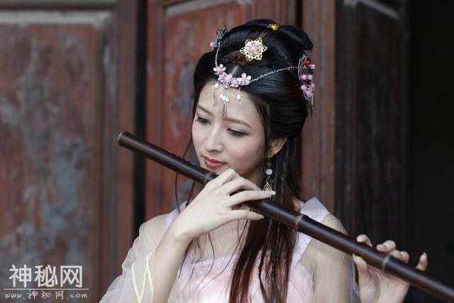中国历史上第一部禁书，国人都不敢看，日本人却很痴迷-1.jpg