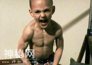十大奇人排行榜：你从未听闻的世界十大奇人异事-2.jpg