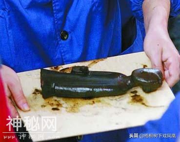 一西汉女棺考古开棺前棺盖现“尸影”，在场人都看见了，谜团难解-10.jpg