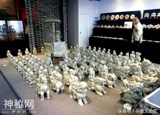 10万人从事文物造假 假文物年销售超100亿-7.jpg